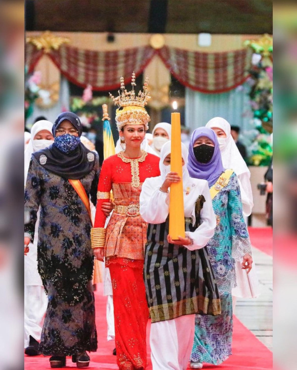Profil Putri Fadzilah, Anak Sultan Brunei yang Gelar Pesta Pernikahan Selama 10 Hari