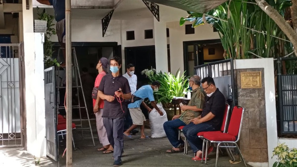 Maura Magnalia Anak Nurul Arifin Meninggal Dunia, Begini Suasana Rumah Duka