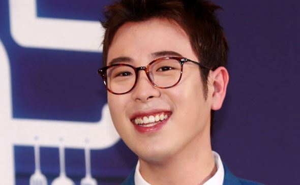 7 Artis Top Korea yang Harus Wajib Militer pada 2022-2023