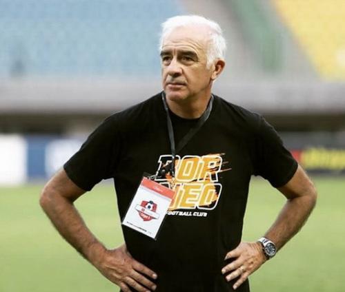 Ini Daftar 13 Pelatih yang Dipecat Korban Keganasan Liga 1 2021/2022