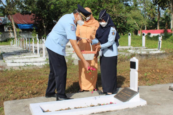 Imigrasi Polman Ikuti Puncak Peringatan Hari Bhakti Imigrasi ke-72