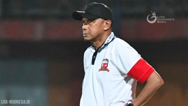 Ini Daftar 13 Pelatih yang Dipecat Korban Keganasan Liga 1 2021/2022