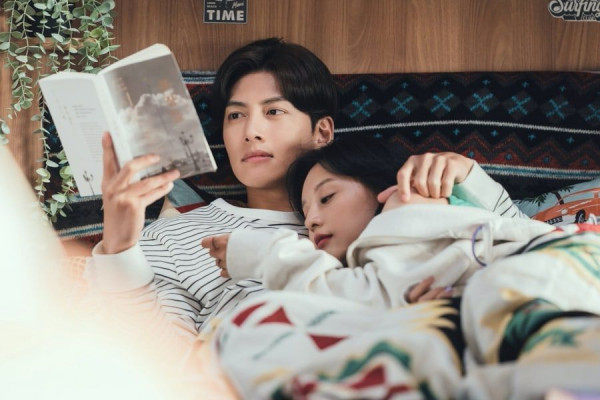 7 Drama Korea Romantis Netflix, Nomor 3 Penuh Adegan Panas