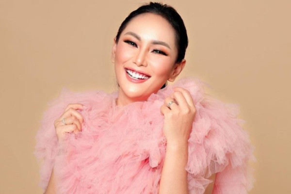 6 Artis Indonesia yang Paling Sering Nikah, Nomor 3 Sampai 24 Kali