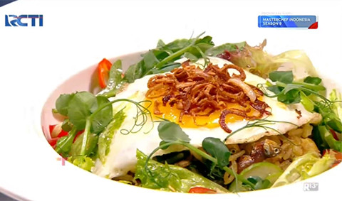 Victor Menang di Tantangan Pertama Galeri MasterChef Indonesia Season 9 berkat Nasi Goreng Kampung Malaysia