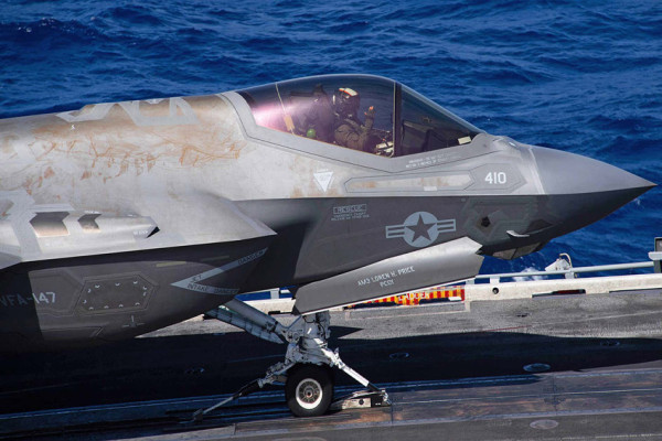 Kulit Anti-Radar Pesawat F-35C Berkarat, Diduga Kelamaan Beroperasi di Tengah Laut