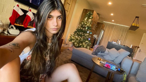 Kabar Mia Khalifa Meninggal Dunia Ramaikan Jagat Maya