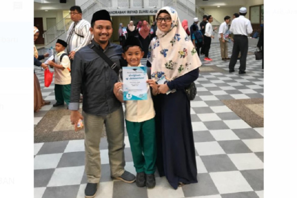 Sosok Ainun Najib, Rajin Puasa Daud saat Kuliah di Singapura