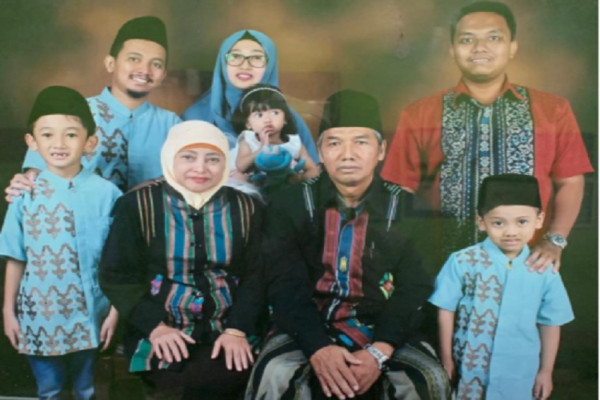 Sosok Ainun Najib, Rajin Puasa Daud saat Kuliah di Singapura