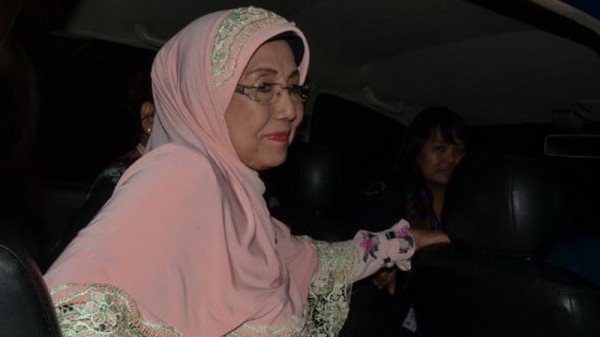 5 Artis Indonesia Menikah Lagi Usai Suami Meninggal, Nomor 3 Naik Pelaminan Usia 73 Tahun
