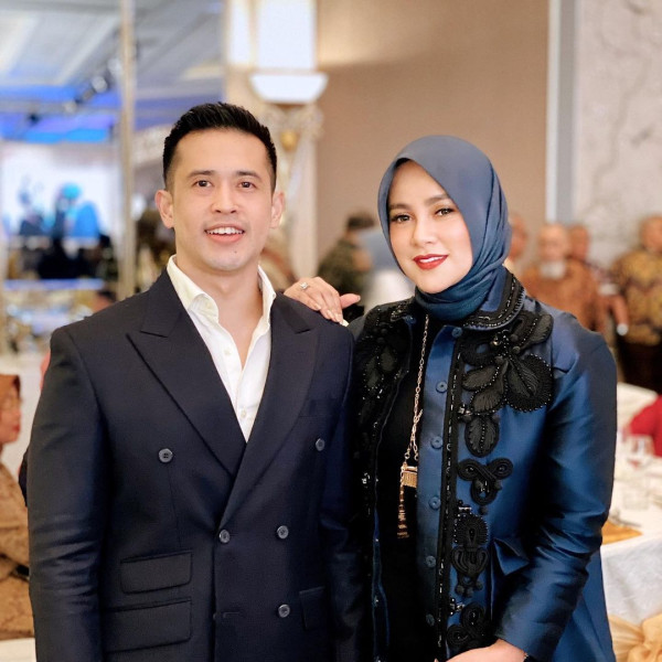 10 Suami Artis yang Pekerjaannya Jarang Tersorot, Nomor 5 Punya Perusahaan Batu Bara