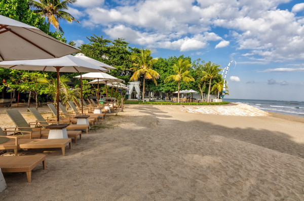 8 Hotel dengan Pemandangan Cantik di Bali, Nomor 2 Menghadap Samudra Hindia