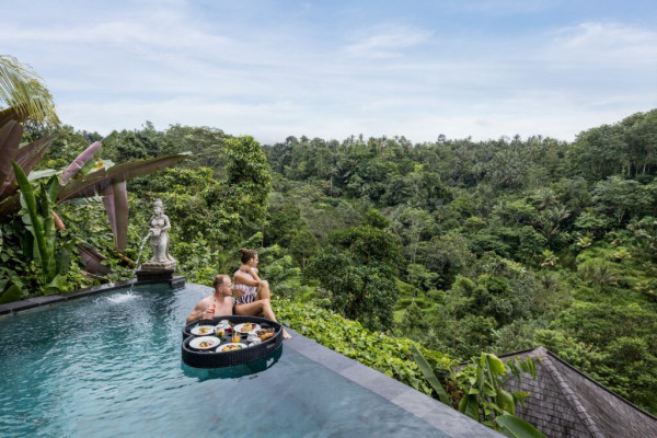8 Hotel dengan Pemandangan Cantik di Bali, Nomor 2 Menghadap Samudra Hindia