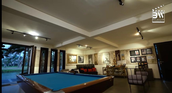 Rumah Mewah Momo Eks Geisha, Ada Danau dan Lapangan Golf