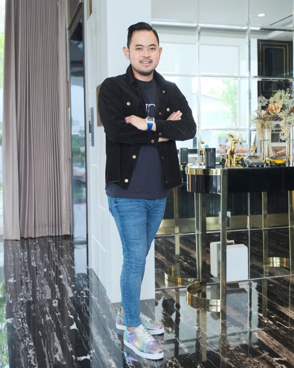 5 Artis Indonesia Pemilik Klub Sepak Bola, Nomor 3 Crazy Rich
