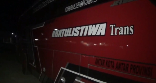 Bus Kathulistiwa Tabrak Pemotor hingga Tewas, Sopir Nyaris Diamuk Massa