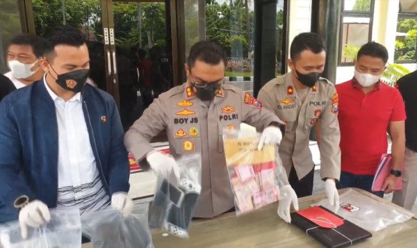 Penampakan Pembunuh Pengusaha Muda di Nganjuk, Ternyata Sopir Pribadi Korban