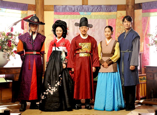 4 Adegan Panas Park Min Young di Drama Korea, Nomor 2 Tanpa Busana