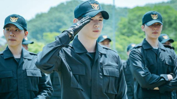 5 Fakta Kang Daniel dalam Drama Rookie Cops, Sempat Alami Cedera