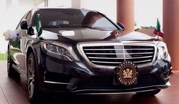Mobil-mobil Dinas Para Gubernur Nigeria yang Bikin Panas Dingin