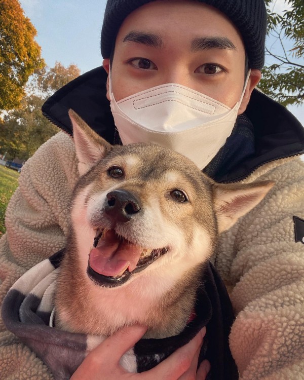 10 Idol K-Pop yang Adopsi Anjing Telantar, Ada yang Ditinggal di Pom Bensin