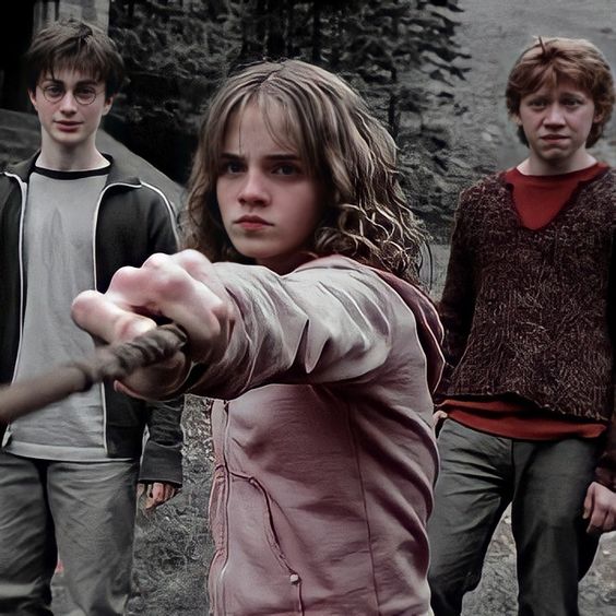 7 Tips Belajar dari si Cerdas Hermione Granger, Sahabat Harry Potter