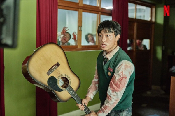 All of Us Are Dead Disebut Mirip dengan Film Jepang Battle Royale