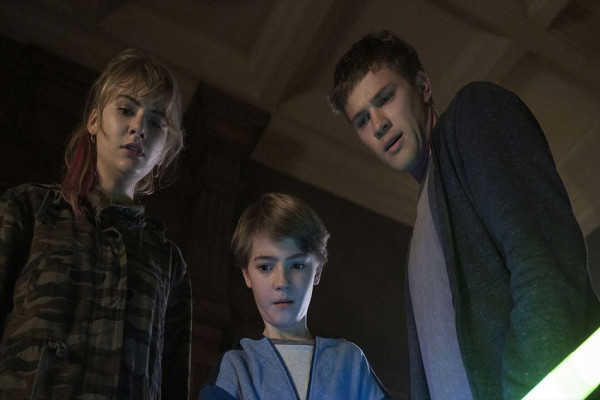 10 Serial Original Netflix yang Wajib Kamu Tonton Tahun Ini
