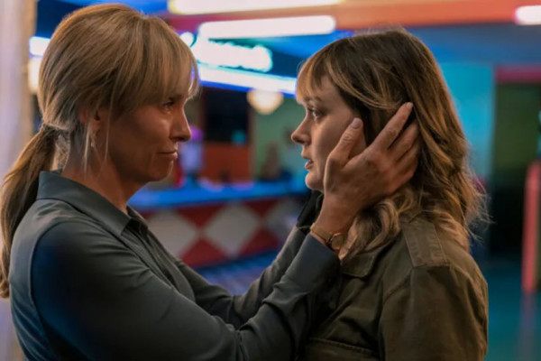 10 Serial Original Netflix yang Wajib Kamu Tonton Tahun Ini