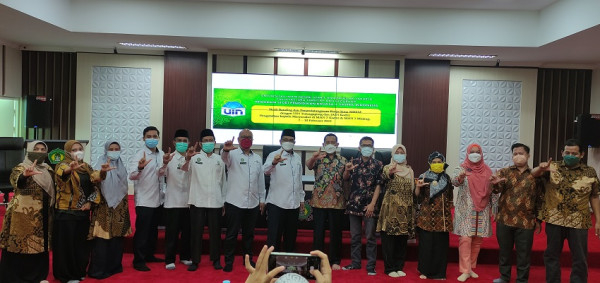 PBSI UIN Jakarta Gelar Pengabdian Masyarakat untuk Tingkatkan Publikasi Ilmiah Guru