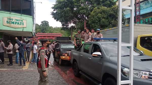 Jalan Suryakencana Bogor Malam Ini Dijaga 400 Aparat Gabungan, Ada Apa?