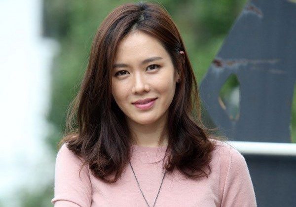 6 Rahasia Skincare Son Ye-Jin, Tidak Ribet dan Gampang Ditiru