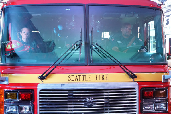 3 Serial tentang Petugas Peristiwa Darurat, dari 911 hingga Damkar