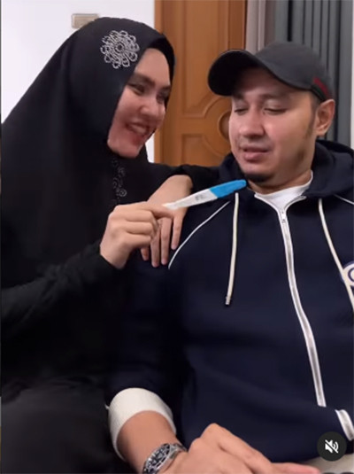 Kartika Putri Umumkan Kehamilan Kedua lewat Video Parodi 'Awalnya Coba-Coba'