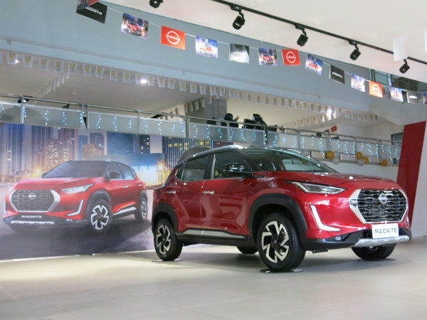 Perbandingan Harga dan Teknologi Mobil-mobil SUV Kompak di Indonesia