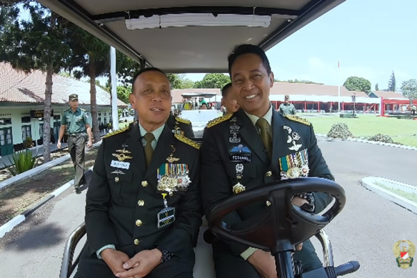 Duduk Bareng KSAD Dudung, Jenderal Ini Sosok Panutan hingga Pernah Disopiri Andika Perkasa
