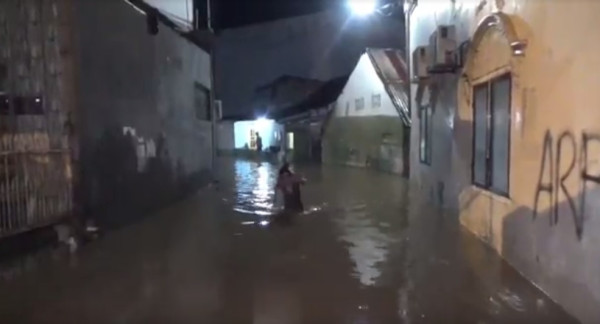 BREAKING NEWS! Banjir Bandang Terjang Kota Palopo