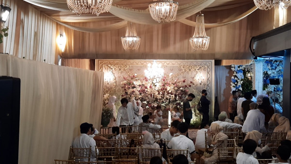 Begini Mewahnya Dekorasi Pengajian Jelang Pernikahan Assyifa, Adik Ayu Ting Ting