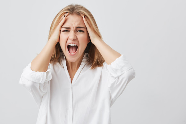 6 Tanda Kamu Punya Masalah Anger Issues, Susah Mengontrol Amarah