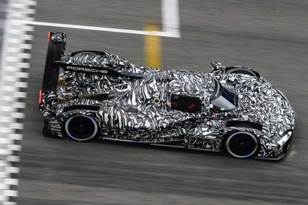 Prototipe LMDh Porsche Sukses Selesaikan Pengujian 2.000 Km di Barcelona