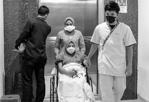 10 Fakta Aurel Hermansyah Melahirkan Baby A