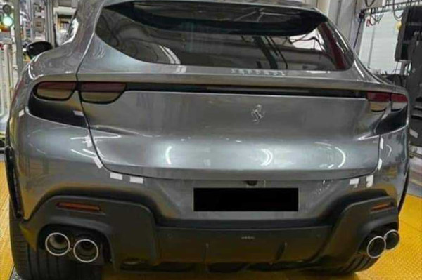 Bocor, Ini Wajah Asli Calon SUV Mahal Buatan Ferrari