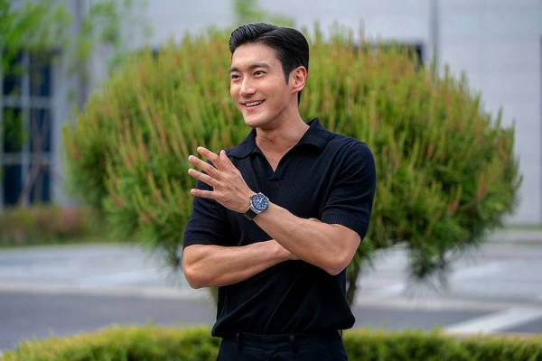Artis Korea yang Wajahnya Dianggap Mirip Hewan, dari Kuda hingga Kura-Kura