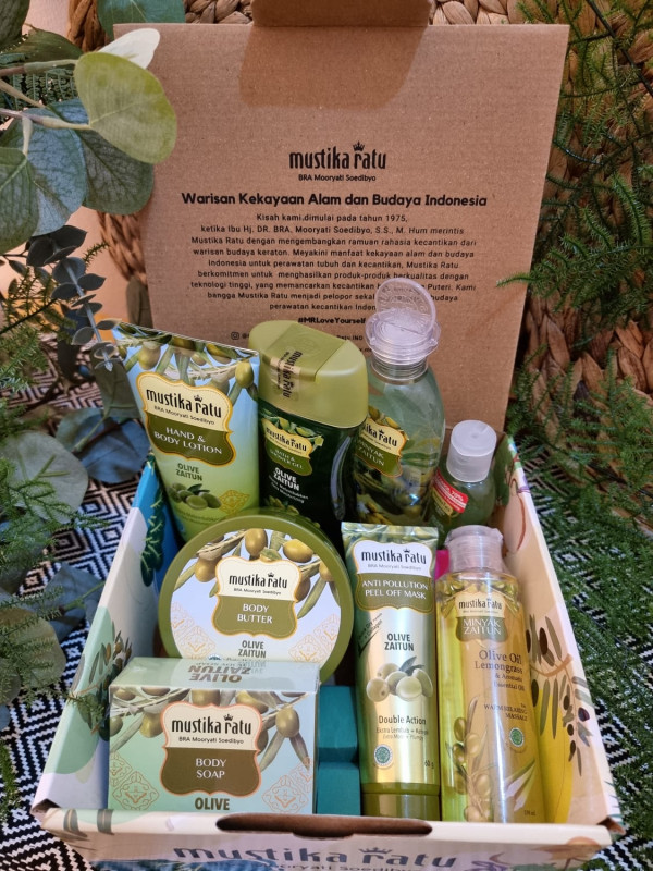Tak Hanya di Salon, Ini Cara Merawat Kulit Normal dengan Body Scrub Lokal