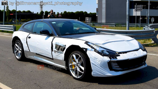 Bocor, Ini Wajah Asli Calon SUV Mahal Buatan Ferrari