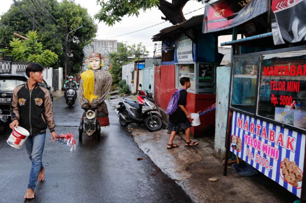 Ironi Mengais Rezeki dari Seni Betawi