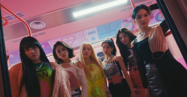 Cerita STAYC soal YOUNG-LUV.COM, RUN2U, dan Bedanya dengan Lagu-Lagu Sebelumnya