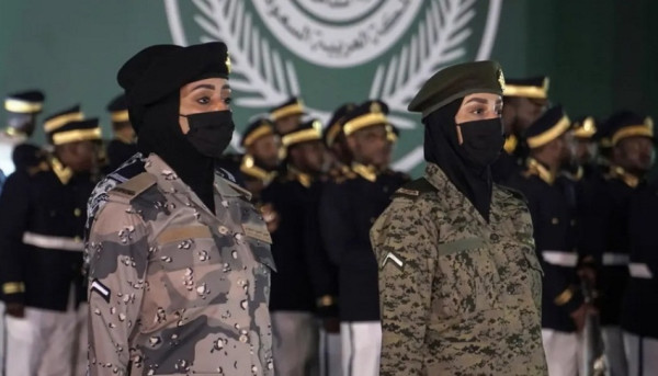 Gagahnya Tentara Wanita Ikuti Parade Hari Nasional Arab Saudi