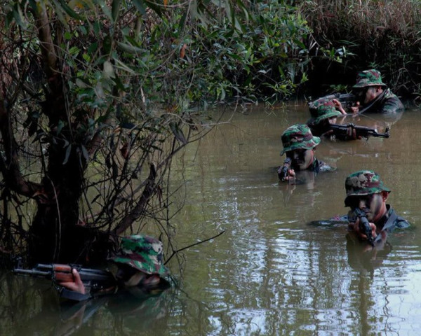 4 Latihan Ekstrem TNI yang Membuat Negara Lain Ketar Ketir, seperti Adegan Film Action