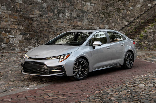 Toyota Corolla Facelift 2023, Sedan Populer Ini Siapkan Mesin dan Desain Baru